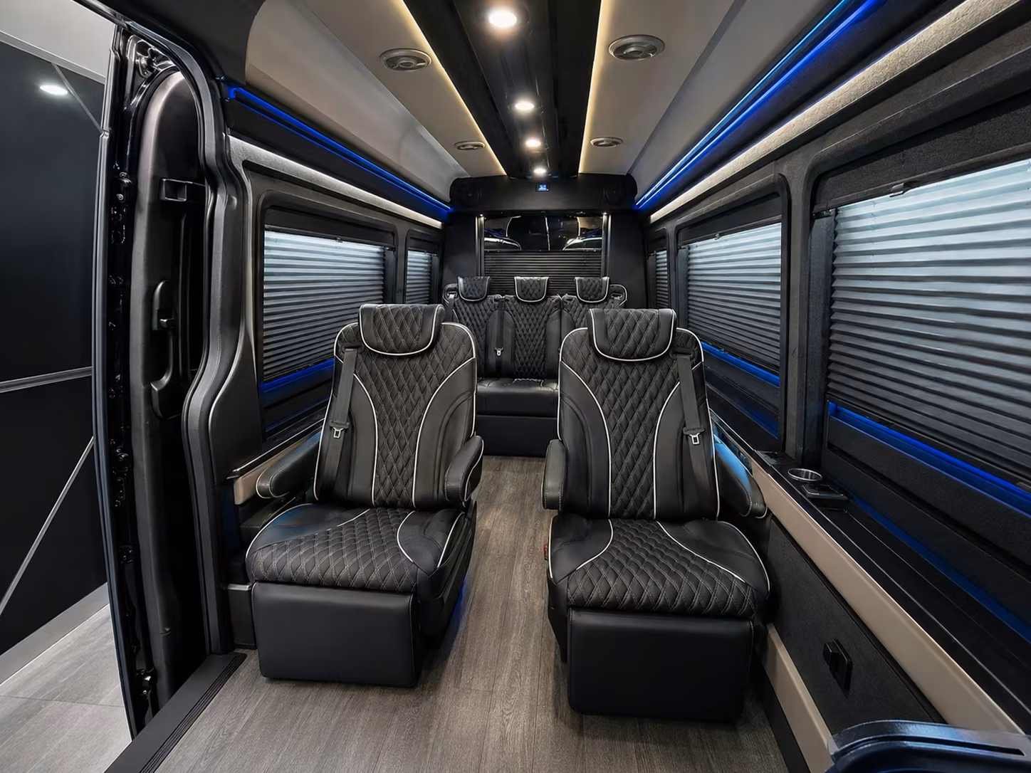 delray beach bus rentals for convention and event airport groups