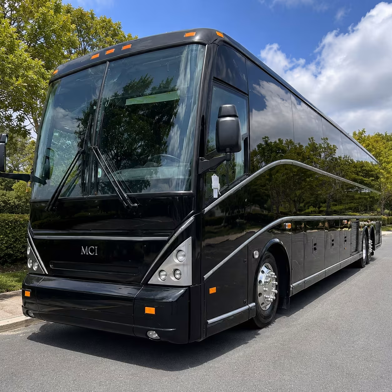 delray beach corporate charter bus rentals for miami games