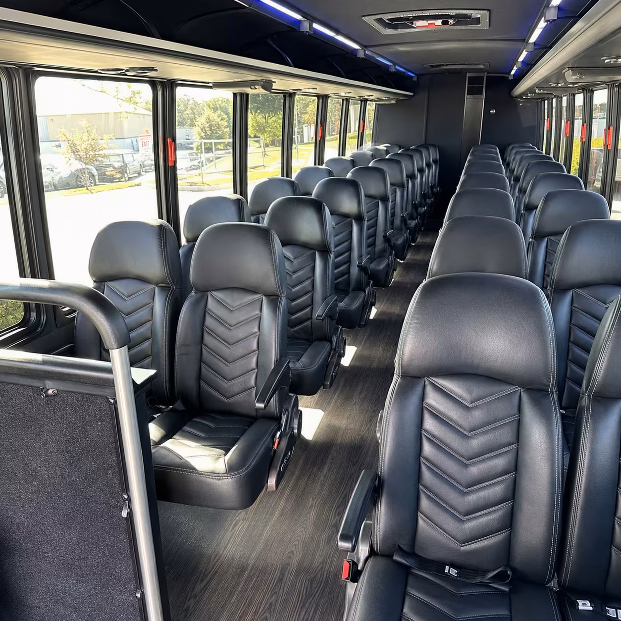 delray beach minibus rentals to mizner park and boca raton concerts