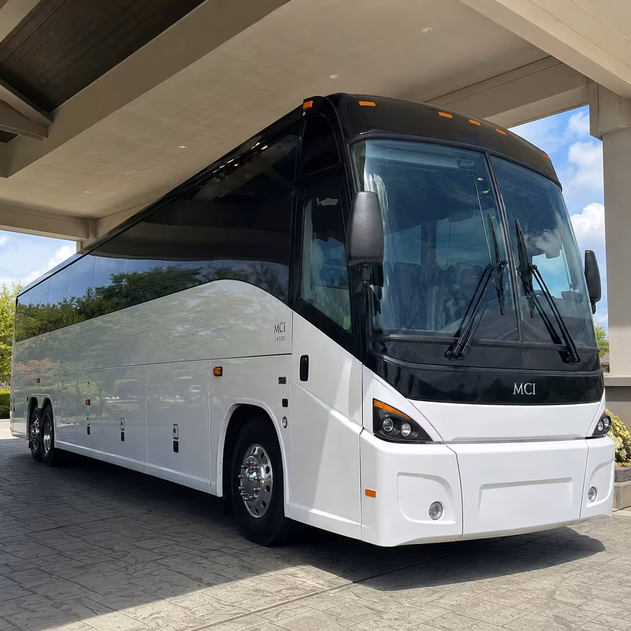 how trip distance and duration affect charter bus rates in delray beach